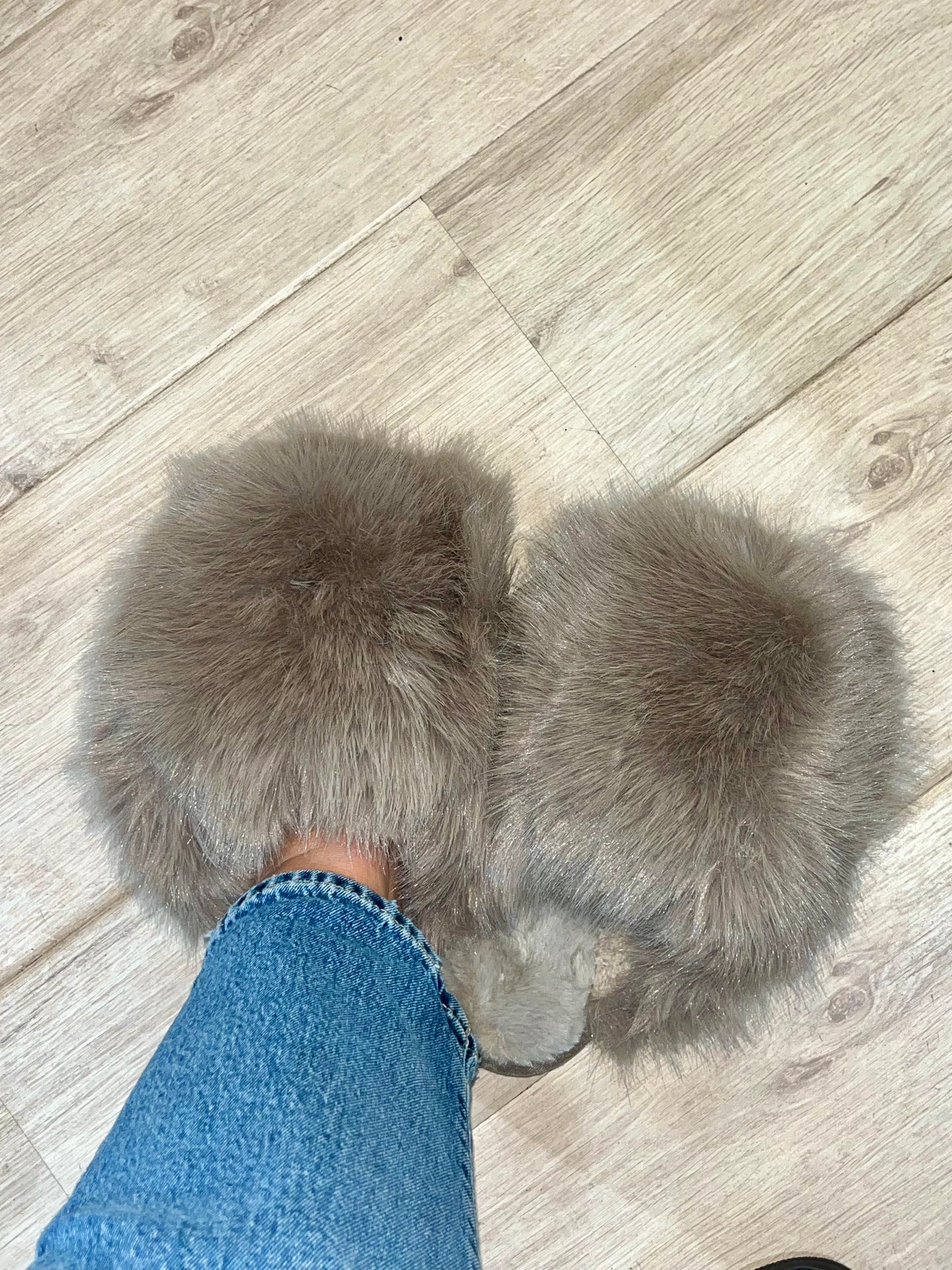 Super fluff slippers