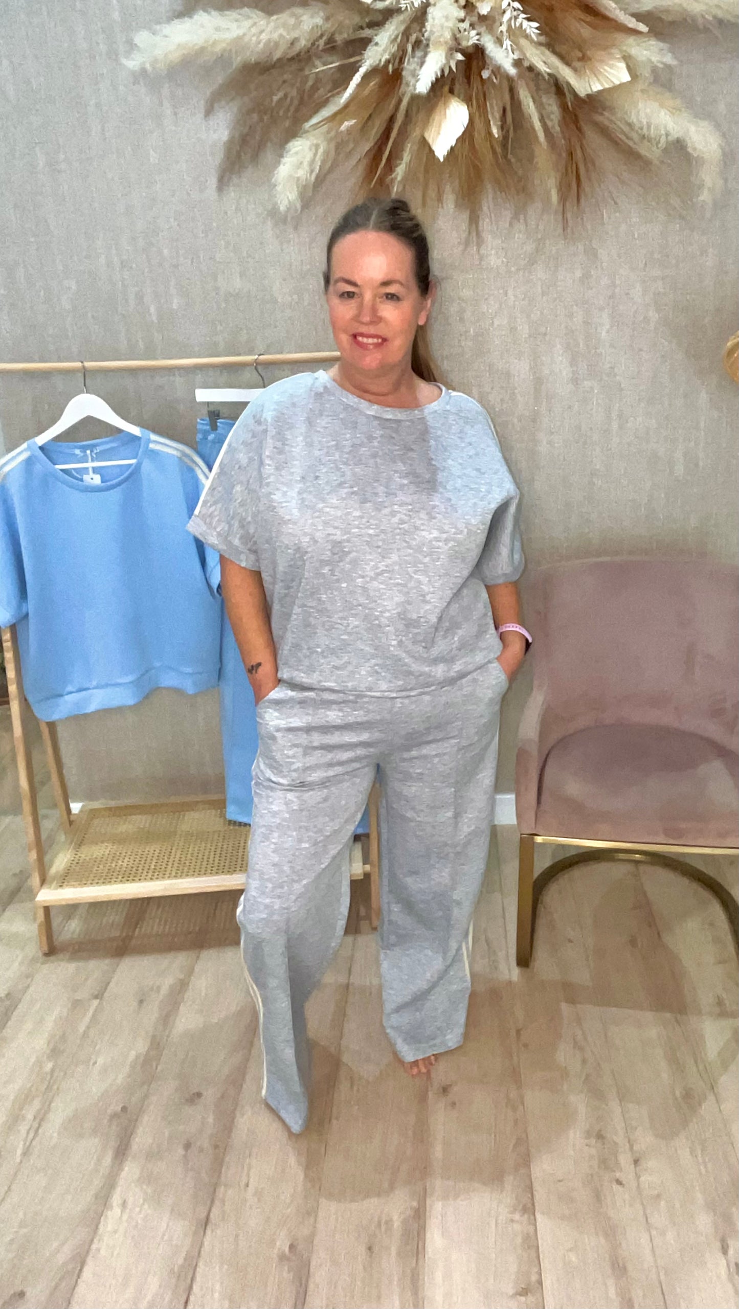 Adi 2 piece set